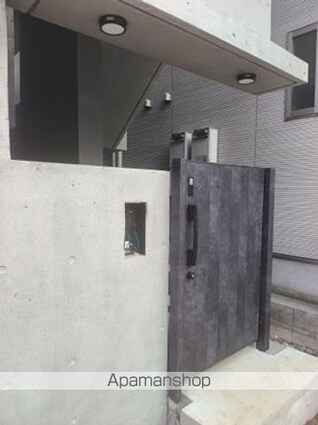Ｄｅｃｏｒ　Ｂｌｏｃｃｏ　Ｏｙａｍａ　Ｄｕｅ[1K/15.64m2]のエントランス