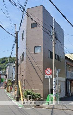 京浜急行電鉄本線 逸見駅 徒歩5分 3階建 築25年の外観写真