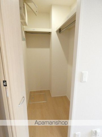 サンガーデン新山口 A棟の内装写真