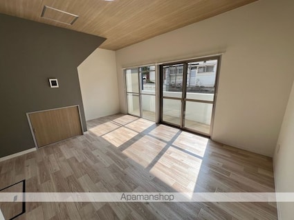 アーバンステージ上原[2DK/54.14m2]のリビング・居間