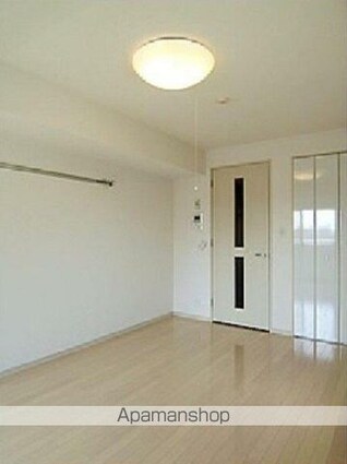 ガーラプレイス新宿御苑[1K/29.6m2]のリビング・居間