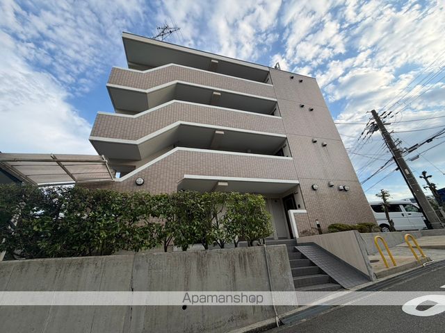 ウエストアップ刀根山の外観写真