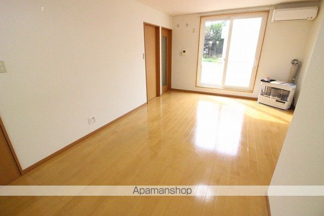 detached 北海道恵庭市中島町１丁目

地図を見る