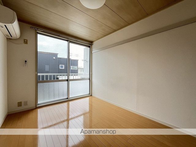 メゾン御弓町の内装写真