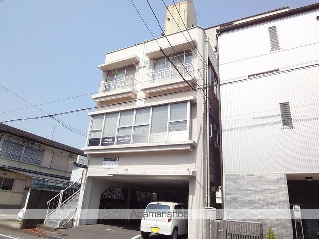 花岡ビルの外観写真
