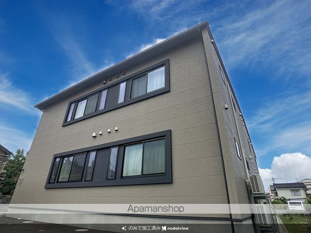 ヴェルデ小坂町の外観写真
