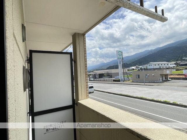 アルファーの内装写真