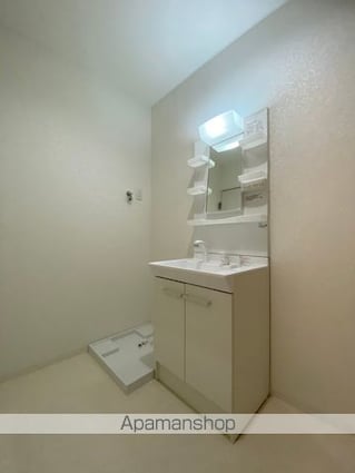 和歌山県和歌山市本町２丁目[2K/54m2]の洗面所