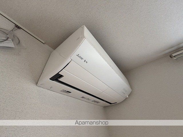 ラウンドヒルズKの内装写真