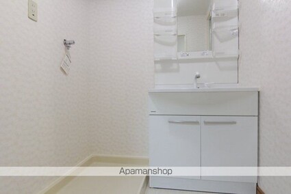 ジュネスＫＵＢＯＴＡⅠ[3LDK/64.2m2]の内装1