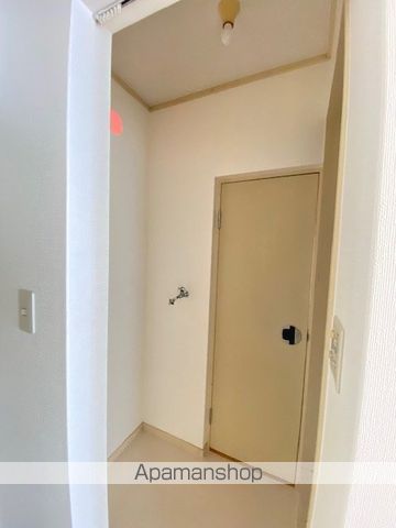ホワイトビラ御門台の内装写真