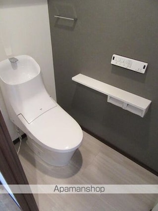 ドゥーエ東池袋[2LDK/66.12m2]のトイレ