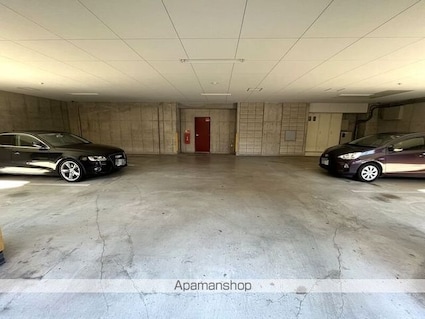 柏８０８タワー[1K/25.02m2]の駐車場2