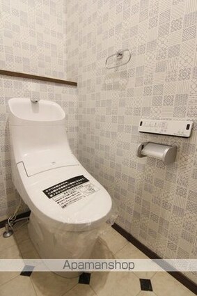 ＢＥＬＧＲＡＶＩＡ　ＩＳＨＩＩ　Ｂ棟[2DK/44.76m2]のトイレ