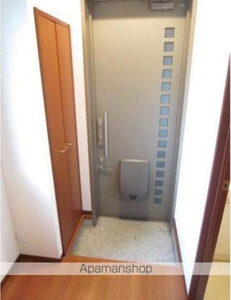 パレルモ　アネックス[1DK/33.75m2]の玄関