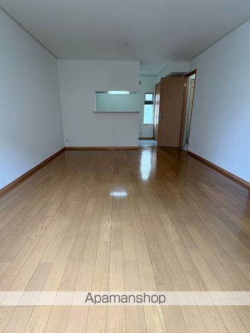 スカイレジデンスA棟の内装写真