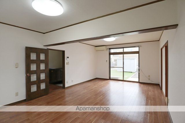 郡山市 2階建 築39年の内装写真