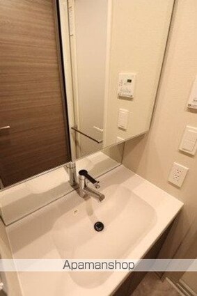 ＧＥＮＯＶＩＡ赤羽[1DK/25.17m2]の洗面所