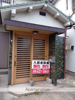 島橋西ノ丁戸建て[5DK/91.03m2]の玄関