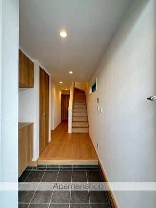 Ｋｏｌｅｔ片倉１４[2SLDK/81.34m2]の玄関