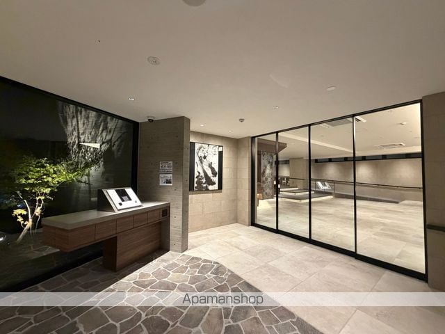 S−RESIDENCE愛宕SOUTHの玄関写真