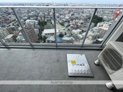 ザ・パークハビオ目白タワー[3LDK/60.31m2]のバルコニー