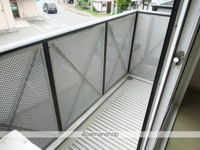 ロイヤルヒルズ山岸の内装写真