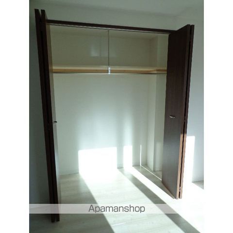 FELICIAの内装写真