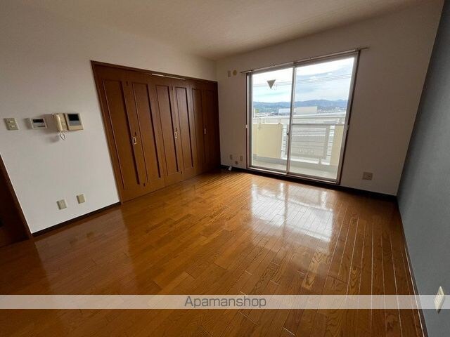 和歌山県和歌山市紀三井寺[3LDK/70.74m2]の内装2