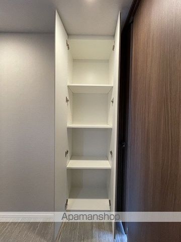 シーズンフラッツ青葉通一番町の内装写真