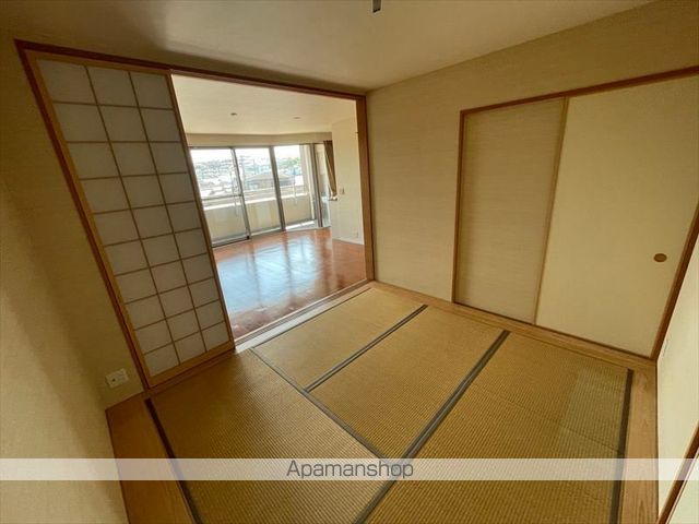 クレステージ宇治小倉プリヴィアの内装写真