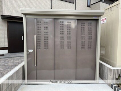 Ｇ　．Ｌ　Ｔａｋａｋａｉｃｈｏｕ（ジーエルプラスタカカイチョウ[2LDK/52.79m2]の共用部1