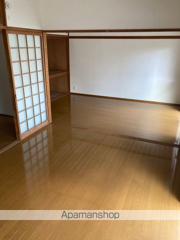 ロイヤルコーポ神田の内装写真