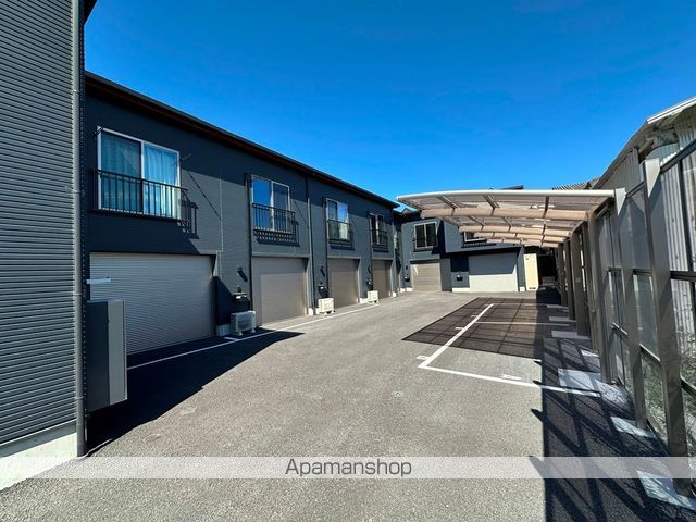 Garage Villa 西岡崎