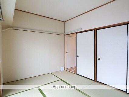 ヤマコ第２ビル[2LDK/60.4m2]の内装3