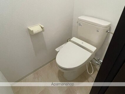 Ｌａ　Ｄｏｕｃｅｕｒ榴ヶ岡[1R/36.63m2]のトイレ