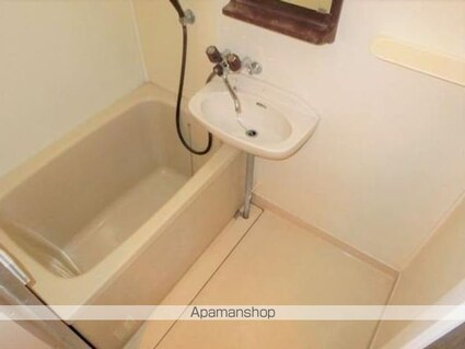 東京都杉並区高井戸東４丁目[1K/22.05m2]のバス