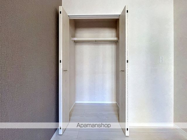 POPLARの内装写真