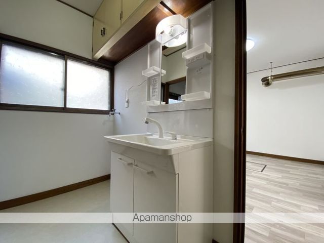 七飯町本町4丁目5番貸家の内装写真