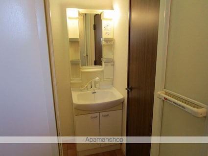 ファミーユ永井Ｂ[1LDK/48.02m2]の洗面所