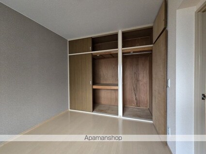 東京都八王子市諏訪町[2LDK/59m2]の収納