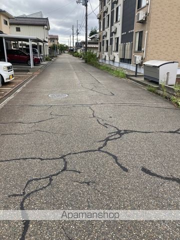 アドリアーノIIIの周辺写真