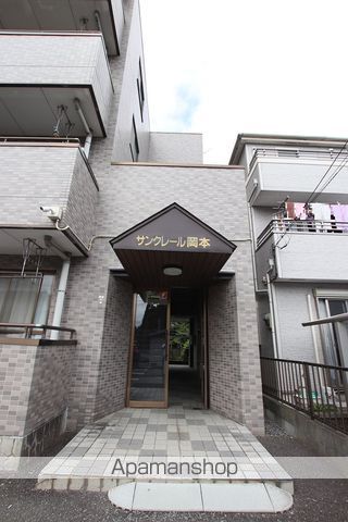 サンクレール岡本の玄関写真