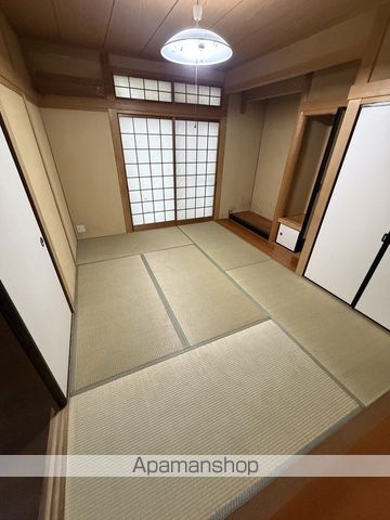 福岡市七隈線 野芥駅 徒歩25分 2階建 築31年の内装写真