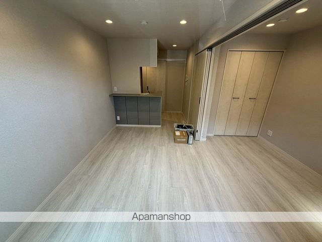 LA LUCE 薬円台の内装写真