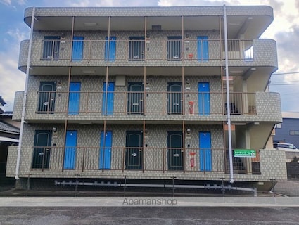 コーポスリーナイン[1K/26.52m2]の外観5