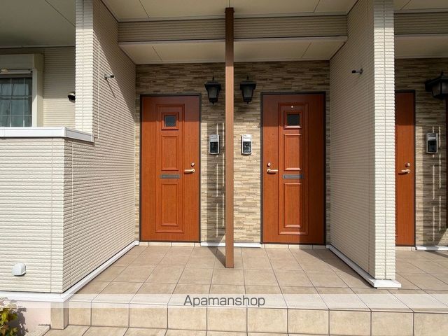 アルモニーの玄関写真