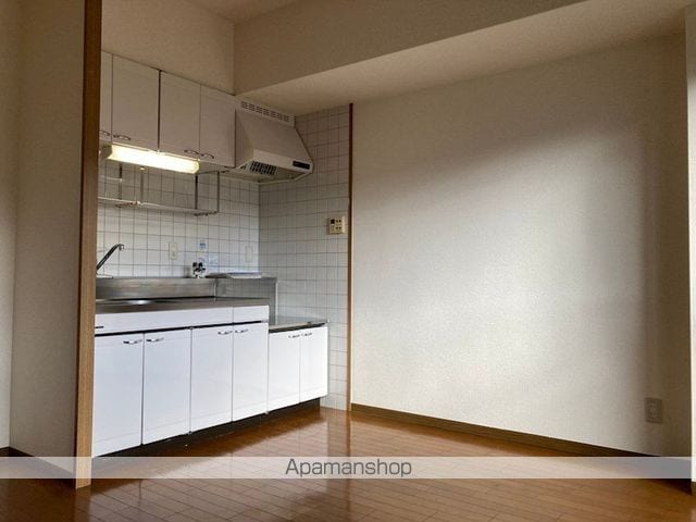 サンライズ鏡の内装写真