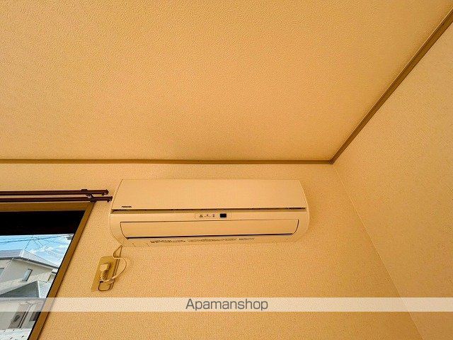 ロイヤルハイツ穐山の内装写真