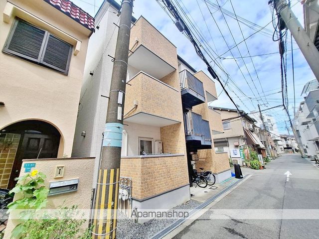 レジア三津屋南の外観写真